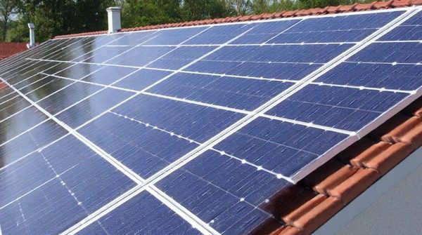 Panneaux solaires photovoltaïques : comment maximiser vos économies